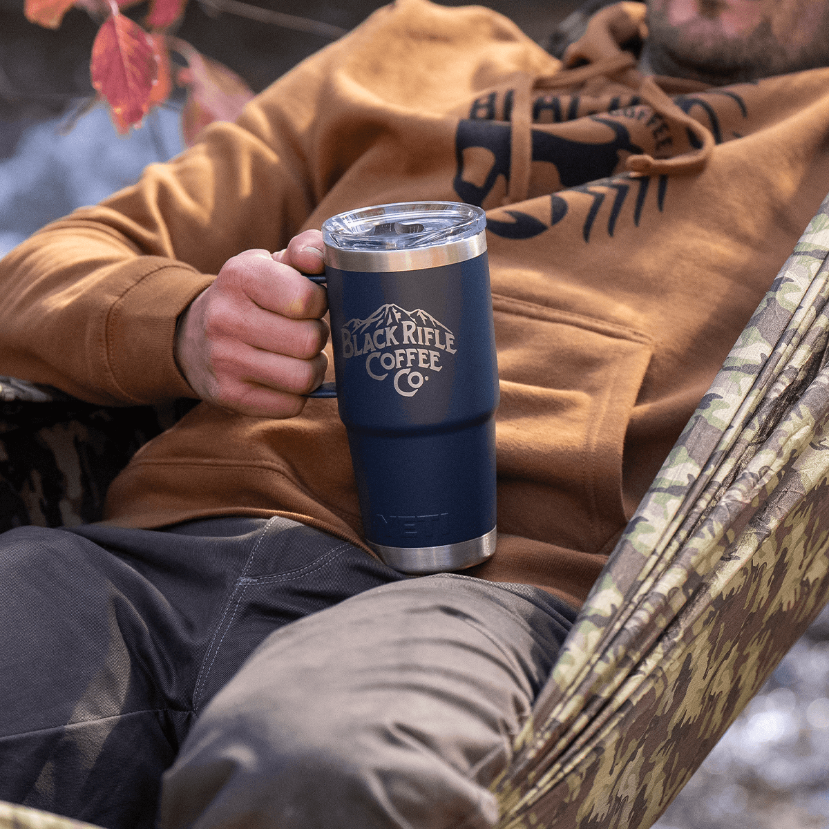 Yeti Mountain Rambler 20 Oz Travel Mug - Image 4